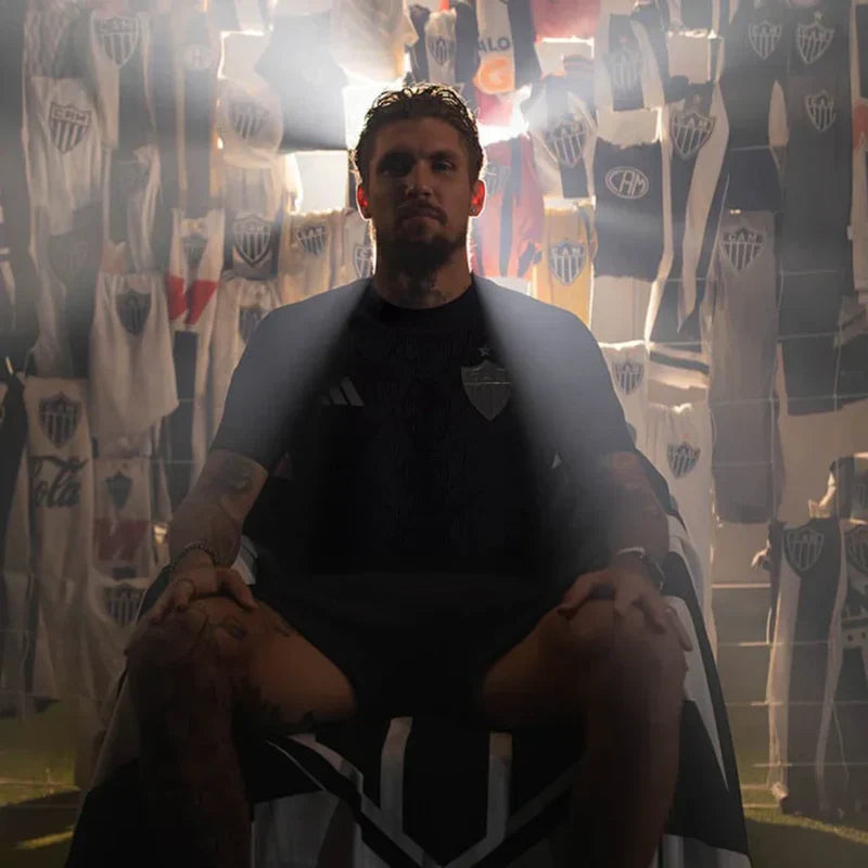 Atlético Mineiro all black 2025 shirt
