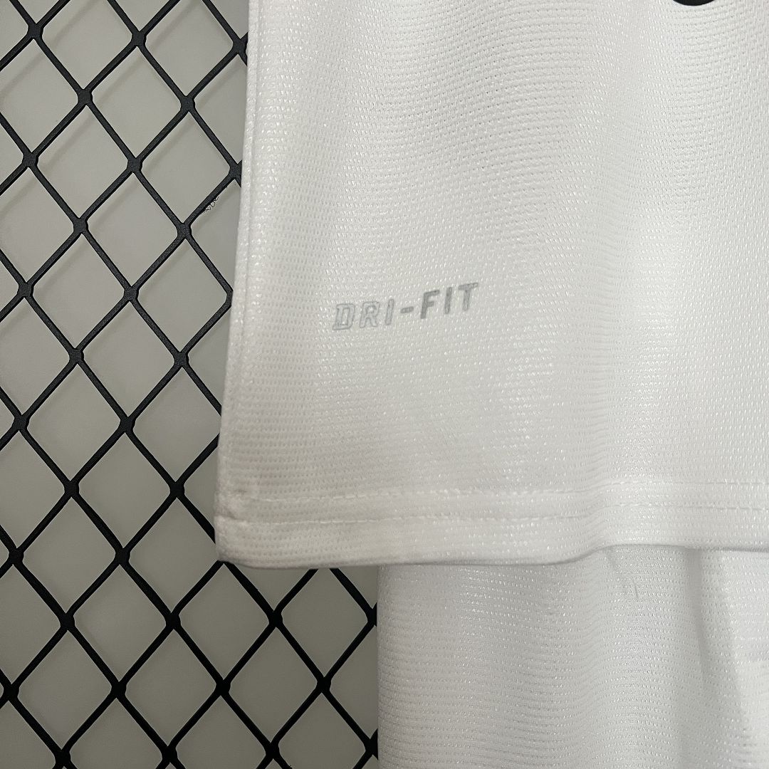 Kit Kids Santos Retro Neymar Jr 2011