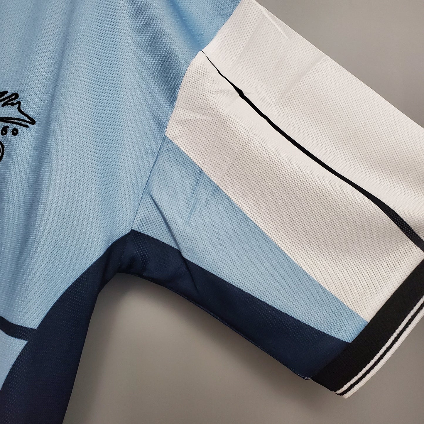 ARGENTINA CELEBRATIVE EDITION I 2001 MAN (RETRO)