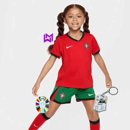 Conjunto Infantil Portugal Principal 2024/25 - ÚLTIMAS UNIDADES! 🔥🇵🇹