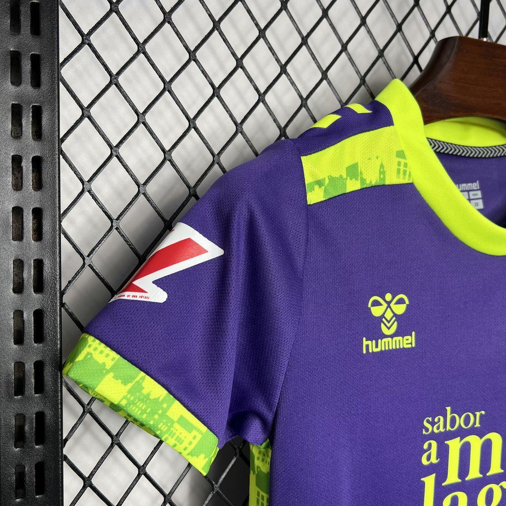 Conjunto Infantil Málaga away 24/25