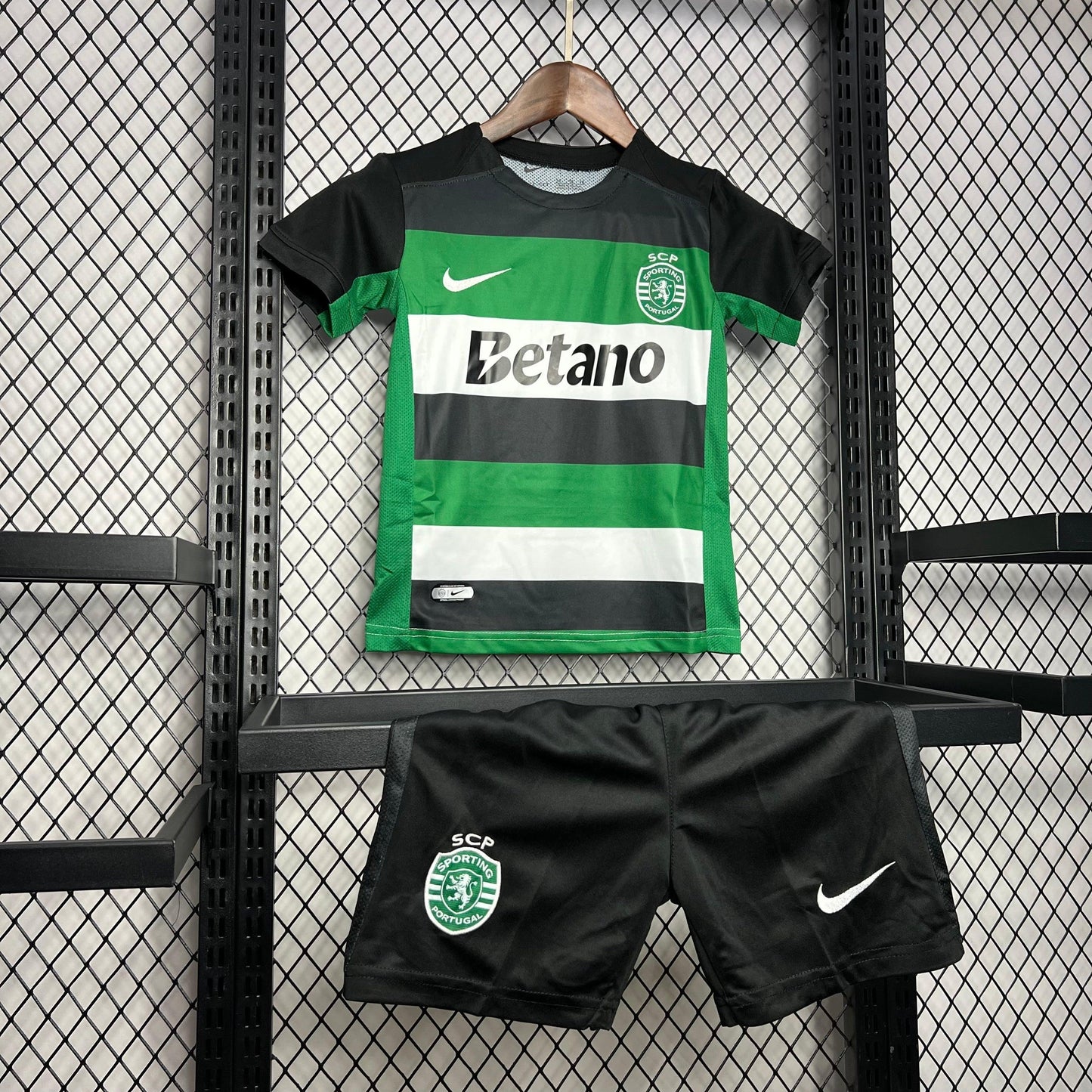Conjunto Infantil Sporting home 24/25