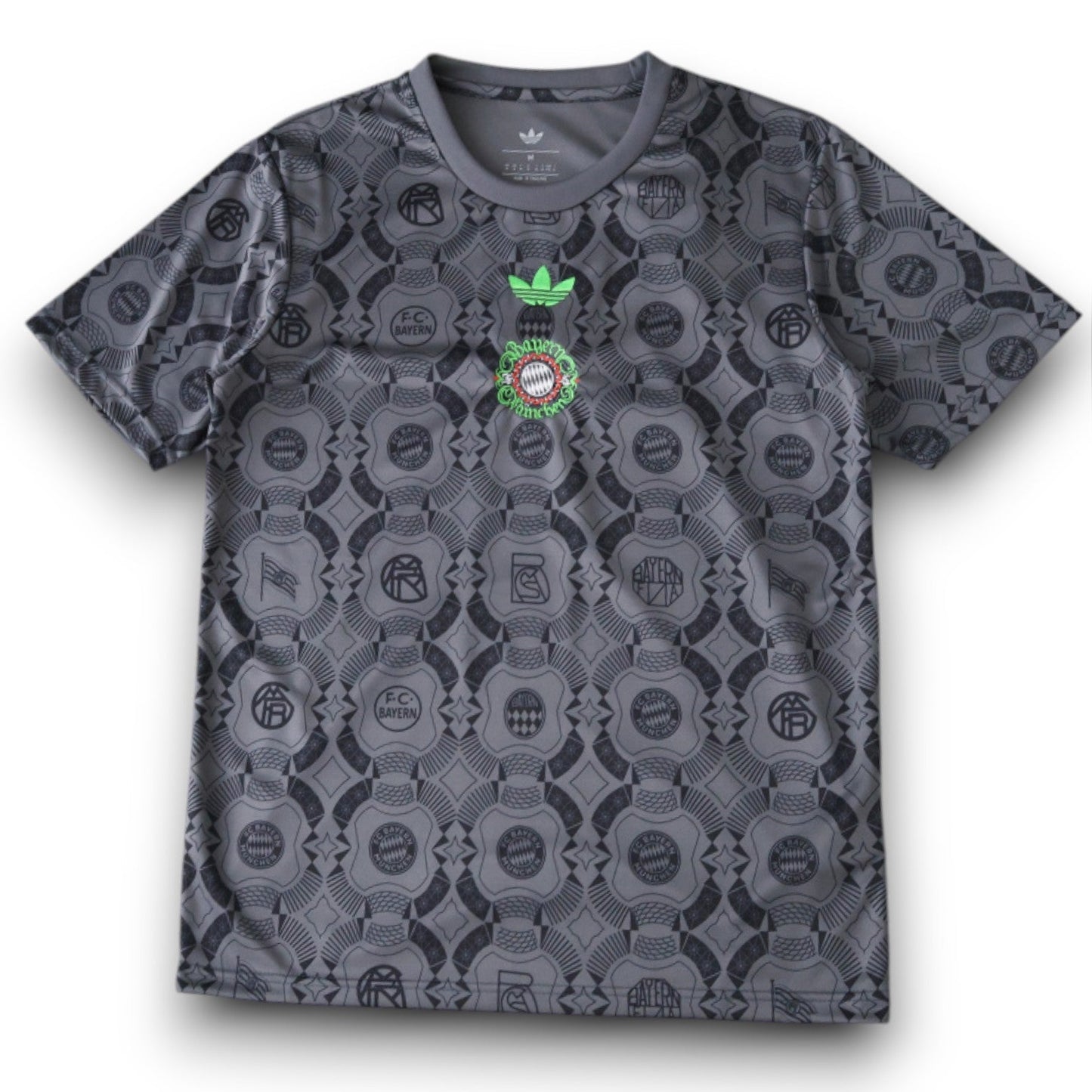 Bayern Munich Training Jersey 2025/26