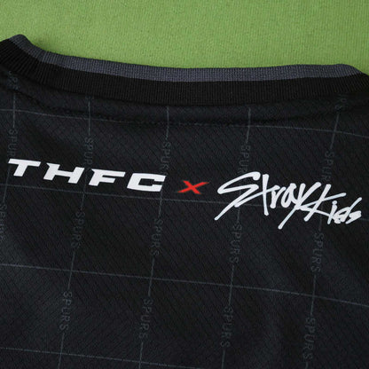 Kids Tottenham Hotspur Away Stray Kids Kit 2025/26