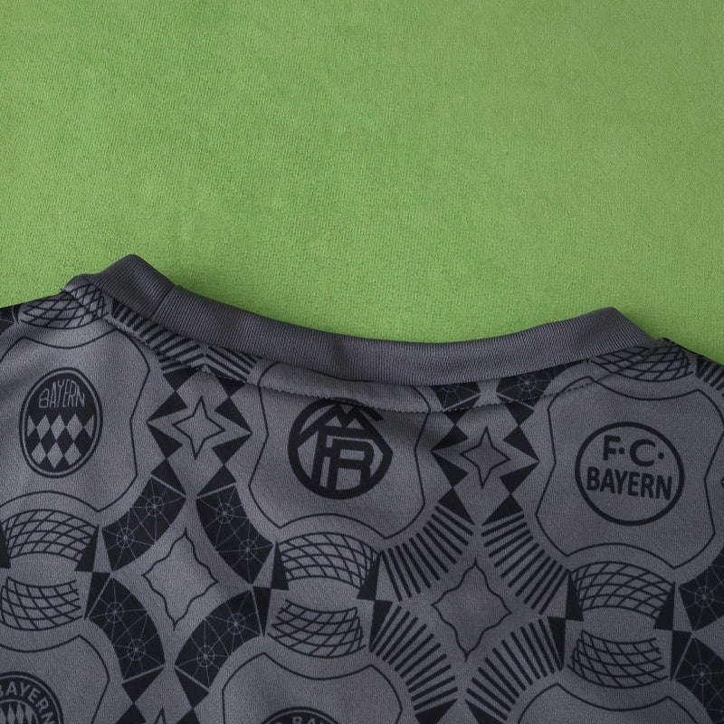 Bayern Munich Training Jersey 2025/26