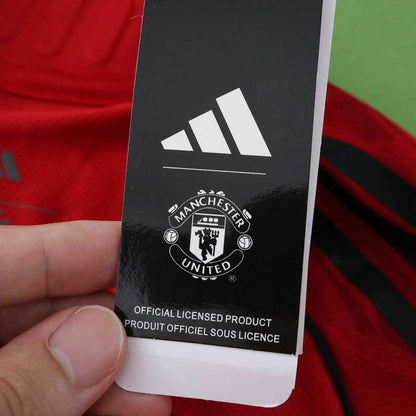 Manchester United Player Home Jersey 2025/26 - Long Sleeve