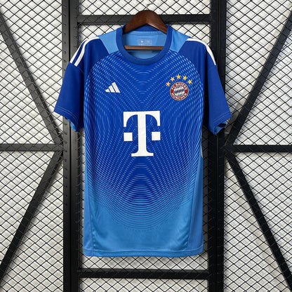 Bayern Munich Goalkeeper Blue Jersey 2025/26