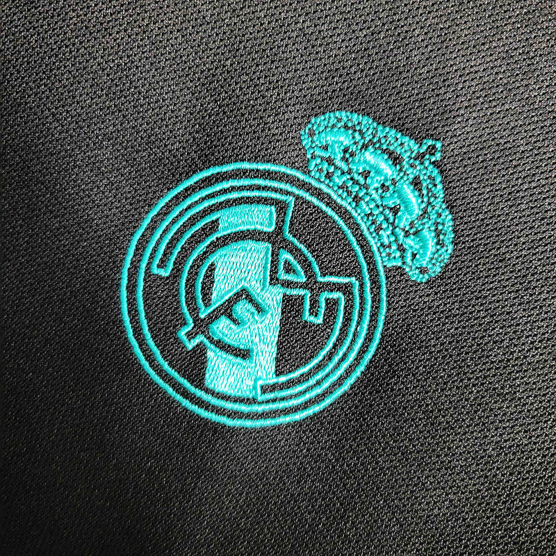 Real Madrid Away 17/18 Retro