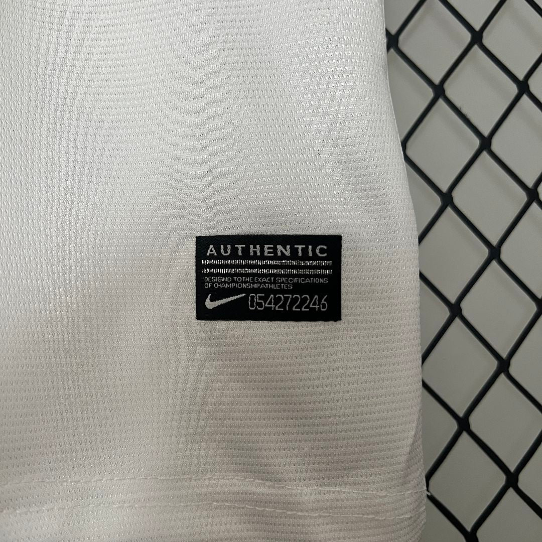 Kit Kids Santos Retro Neymar Jr 2011